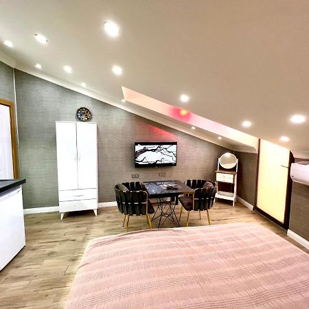 Levent Palace Otel Stdyo Istanbul Ngoại thất bức ảnh